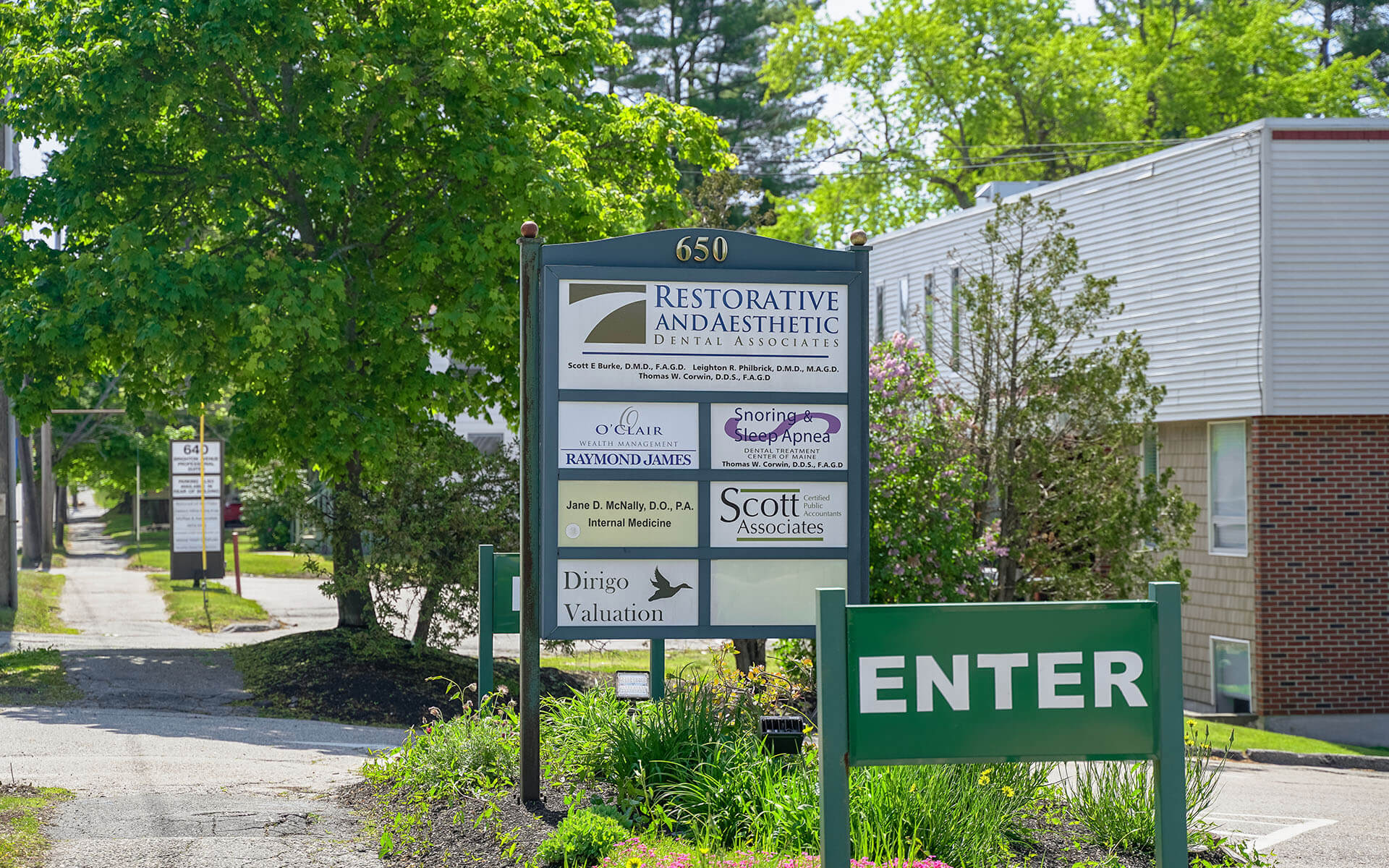 Restorative & Aesthetic Dental Associates Office Gallery